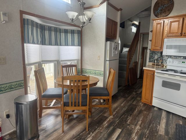 851 S Main Street 14, Jamestown, KY 42629