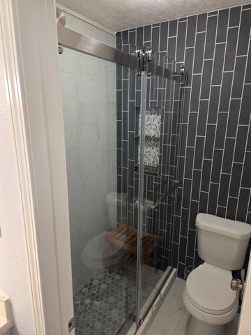 2010 Monterrey Street, Kemah, TX 77565