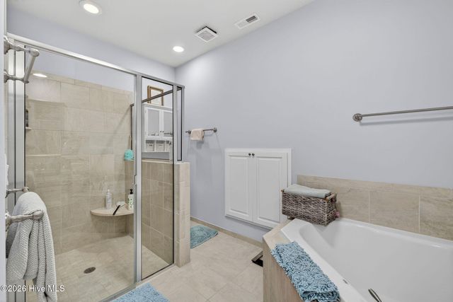 637 Jenoa Drive, Castle Hayne, NC 28429