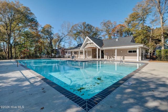 637 Jenoa Drive, Castle Hayne, NC 28429