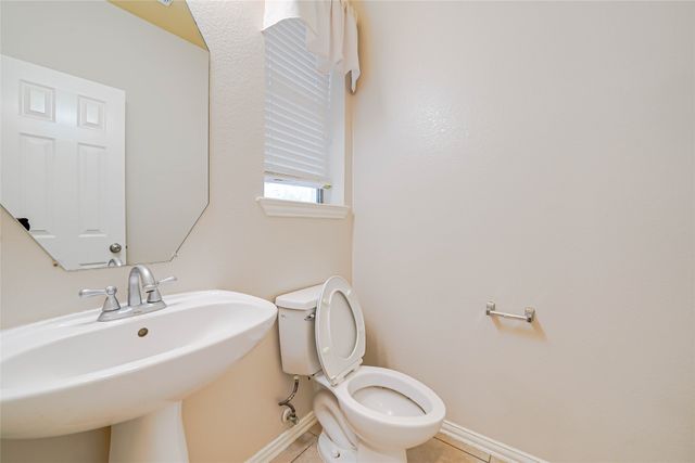 1316 Live Oak Lane, Savannah, TX 76227