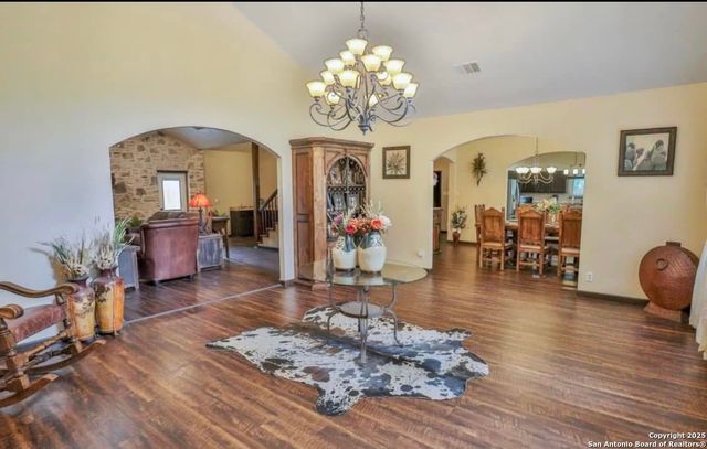 1505 30th, Hondo, TX 78861
