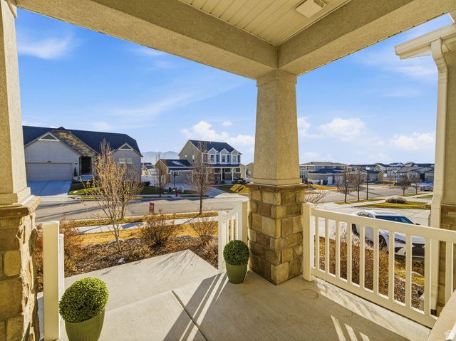 8014 S BARTON RIDGE RD, West Jordan, UT 84081