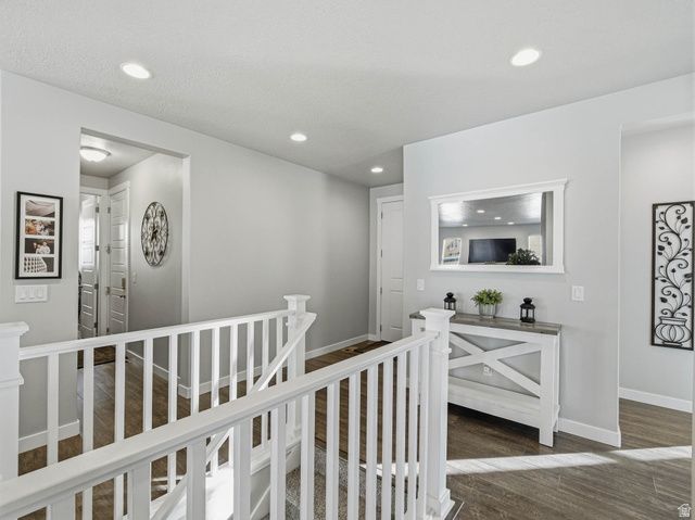 8014 S BARTON RIDGE RD, West Jordan, UT 84081