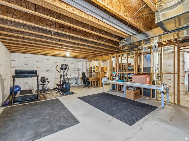 8014 S BARTON RIDGE RD, West Jordan, UT 84081