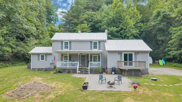 2852 Bethlehem RD, Boones Mill, VA 24065