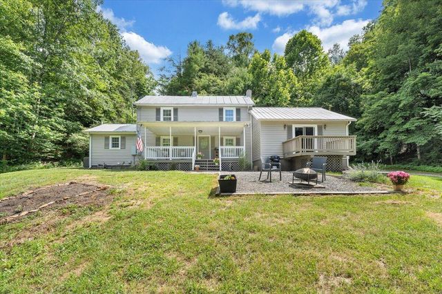 2852 Bethlehem RD, Boones Mill, VA 24065