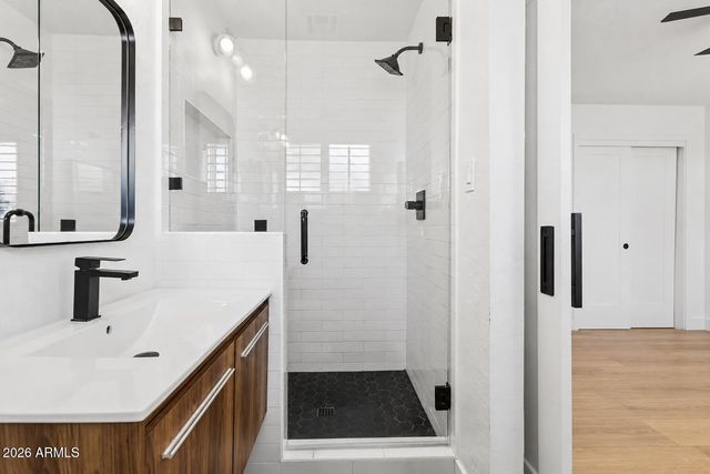 7616 E 3RD Street, Scottsdale, AZ 85251