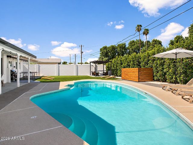 7616 E 3RD Street, Scottsdale, AZ 85251