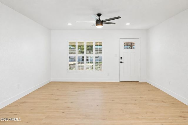 7616 E 3RD Street, Scottsdale, AZ 85251