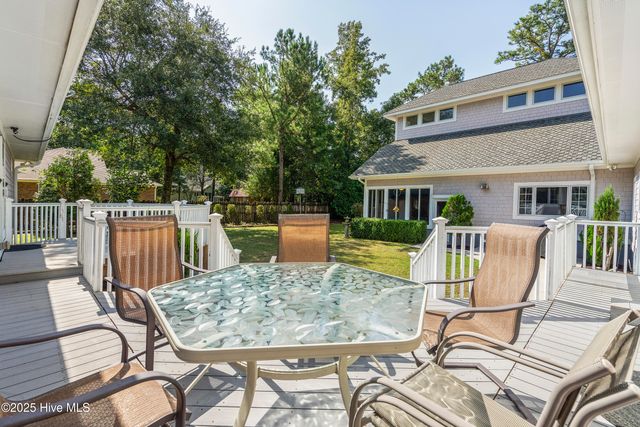 147 Pine Needle Drive, Hampstead, NC 28443