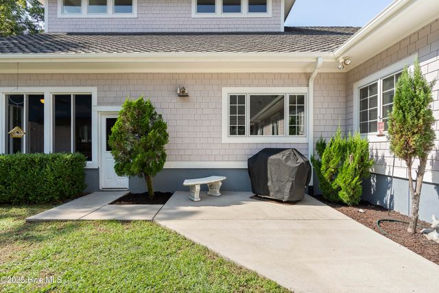 147 Pine Needle Drive, Hampstead, NC 28443