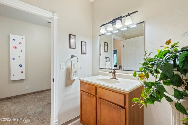 147 Pine Needle Drive, Hampstead, NC 28443