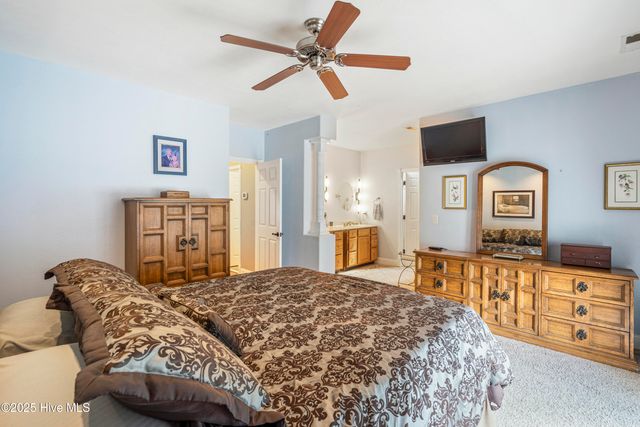 147 Pine Needle Drive, Hampstead, NC 28443