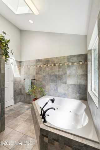 147 Pine Needle Drive, Hampstead, NC 28443