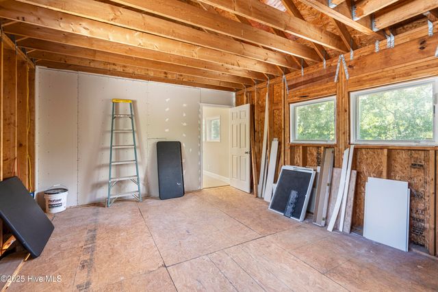 147 Pine Needle Drive, Hampstead, NC 28443