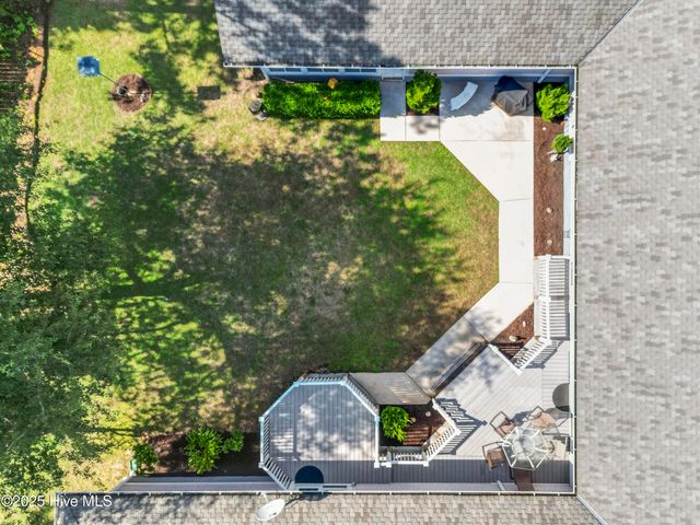 147 Pine Needle Drive, Hampstead, NC 28443