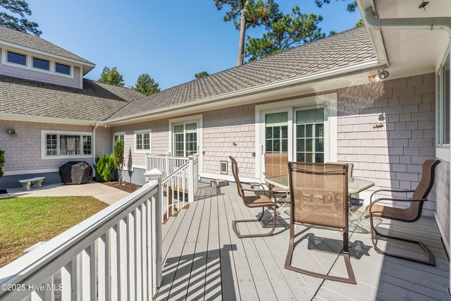 147 Pine Needle Drive, Hampstead, NC 28443