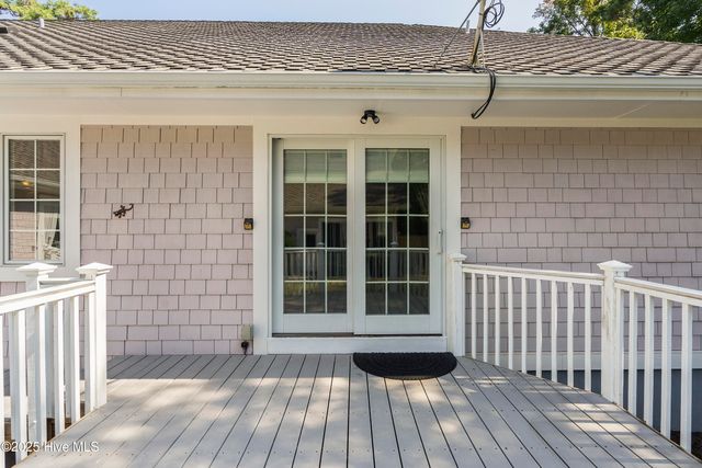 147 Pine Needle Drive, Hampstead, NC 28443