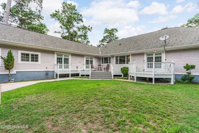 147 Pine Needle Drive, Hampstead, NC 28443