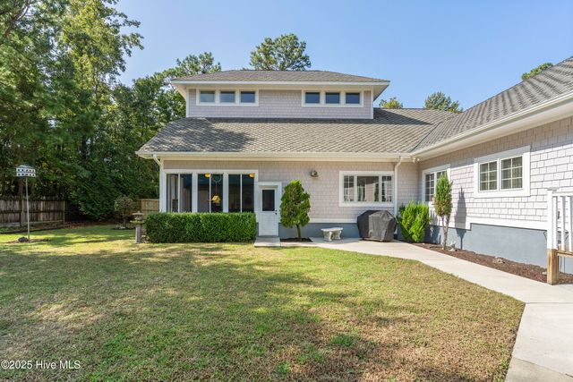 147 Pine Needle Drive, Hampstead, NC 28443