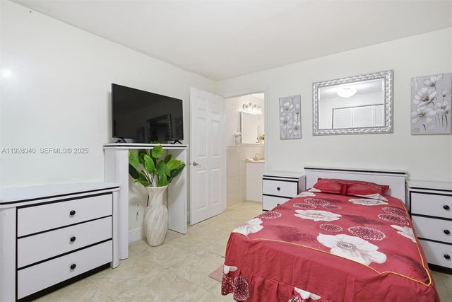 2642 NW 24th Ave, Miami, FL 33142