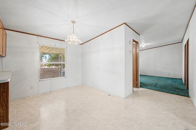 2870 E Cottonwood Club Lane, Tucson, AZ 85706