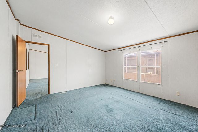2870 E Cottonwood Club Lane, Tucson, AZ 85706