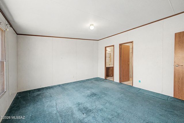 2870 E Cottonwood Club Lane, Tucson, AZ 85706