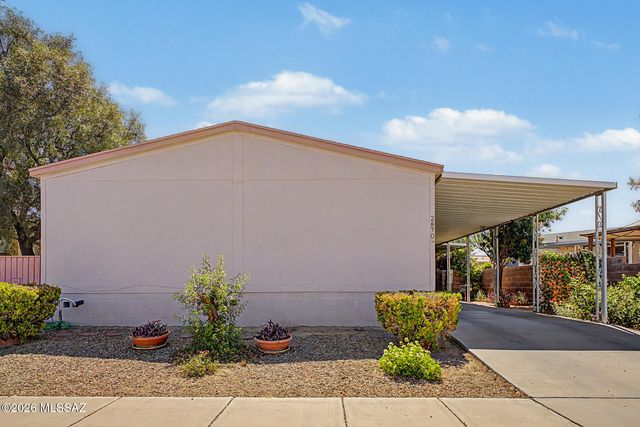 2870 E Cottonwood Club Lane, Tucson, AZ 85706