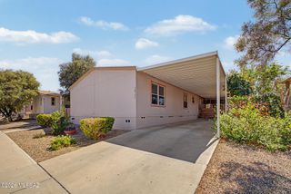 2870 E Cottonwood Club Lane, Tucson, AZ 85706