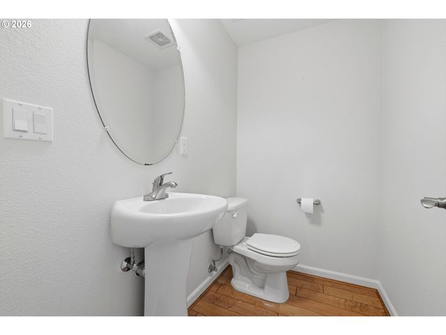 10564 Ne GATEWAY St, Hillsboro, OR 97006