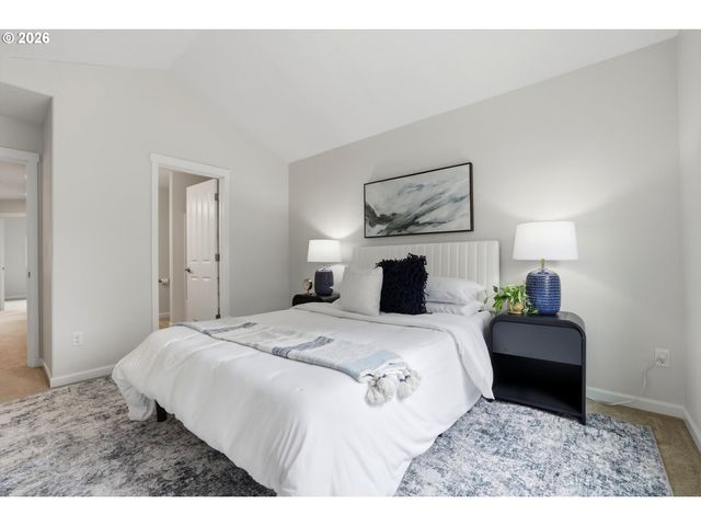 10564 Ne GATEWAY St, Hillsboro, OR 97006