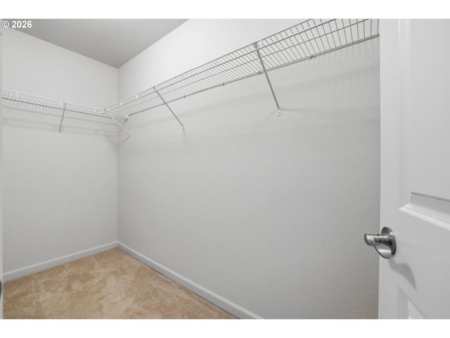 10564 Ne GATEWAY St, Hillsboro, OR 97006