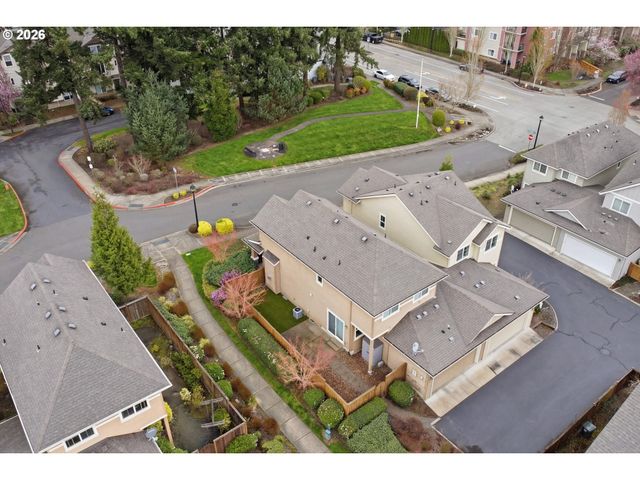 10564 Ne GATEWAY St, Hillsboro, OR 97006