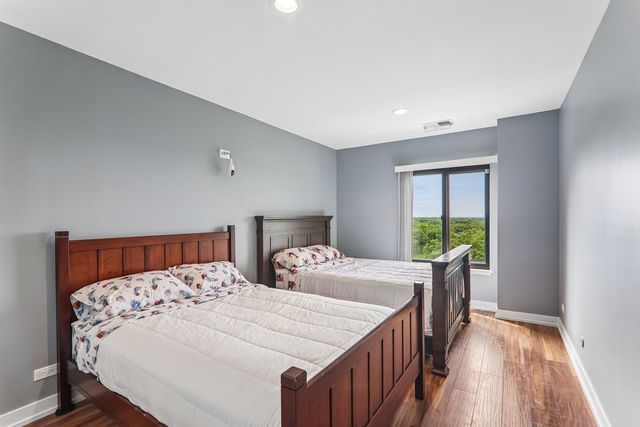 190 S Wood Dale Road 1105, Wood Dale, IL 60191