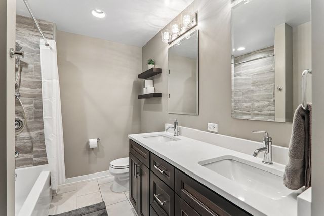 190 S Wood Dale Road 1105, Wood Dale, IL 60191