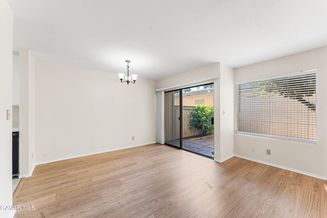 10730 Woodley Avenue Unit 7, Granada Hills, CA 91344