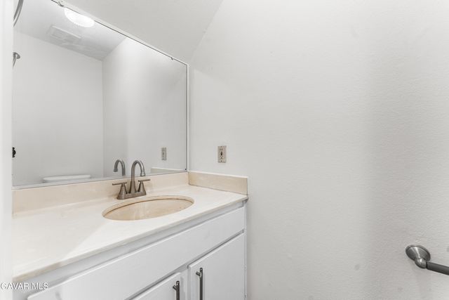 10730 Woodley Avenue Unit 7, Granada Hills, CA 91344