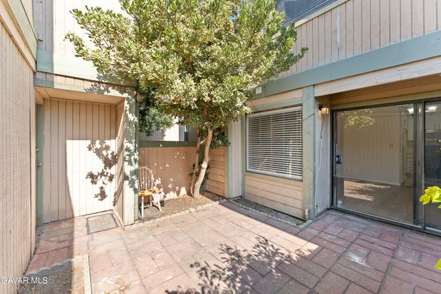 10730 Woodley Avenue Unit 7, Granada Hills, CA 91344