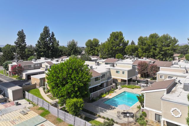 10730 Woodley Avenue Unit 7, Granada Hills, CA 91344