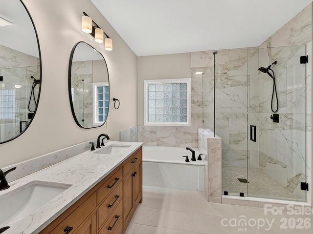 8505 Tintinhull Lane, Waxhaw, NC 28173