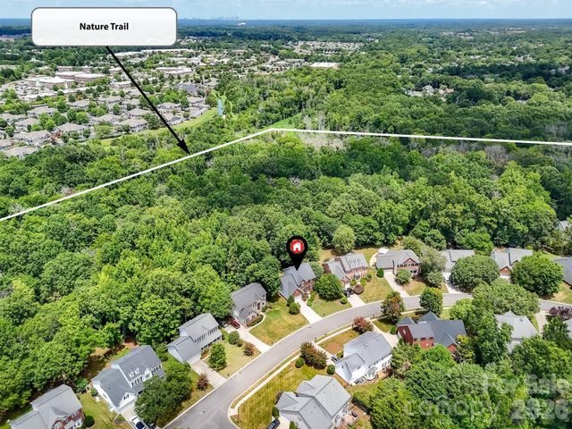 8505 Tintinhull Lane, Waxhaw, NC 28173