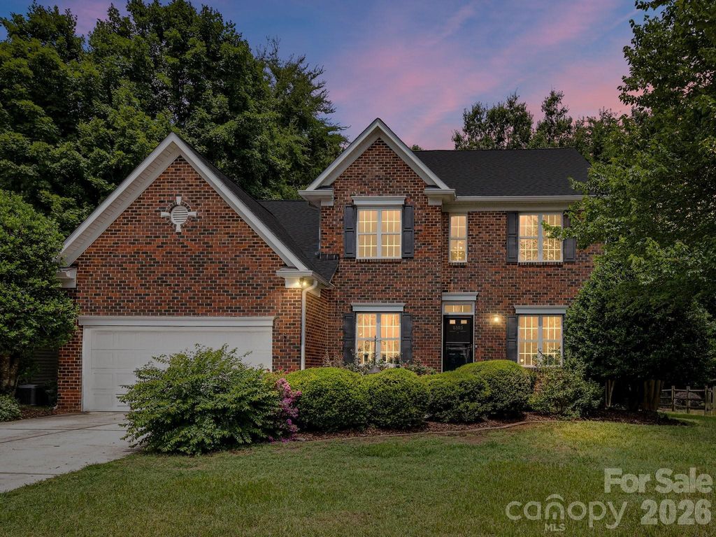 8505 Tintinhull Lane, Waxhaw, NC 28173
