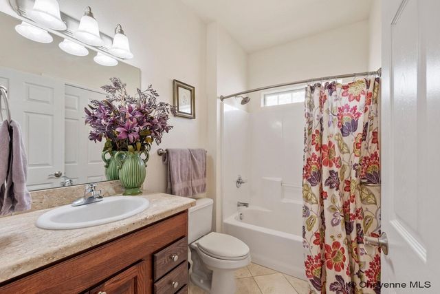 925 WHISPERING HILLS, Cheyenne, WY 82009