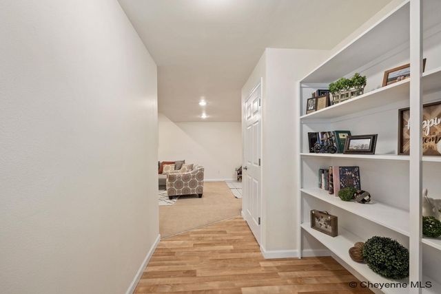 925 WHISPERING HILLS, Cheyenne, WY 82009