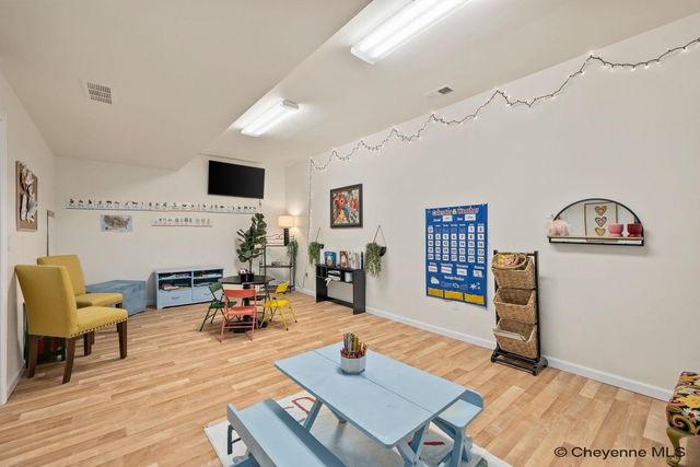 925 WHISPERING HILLS, Cheyenne, WY 82009