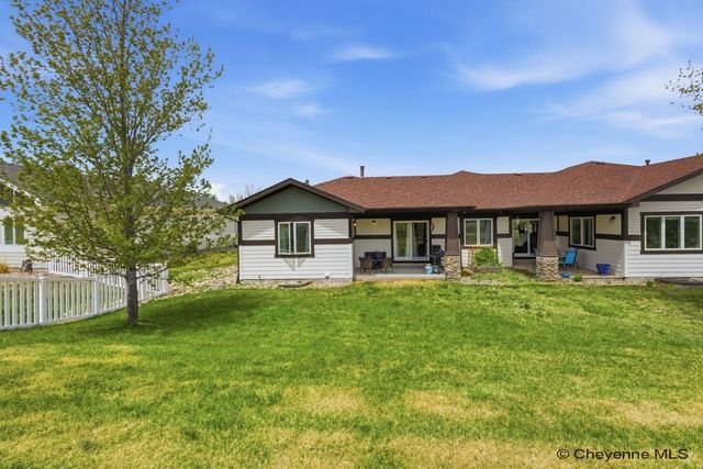 925 WHISPERING HILLS, Cheyenne, WY 82009