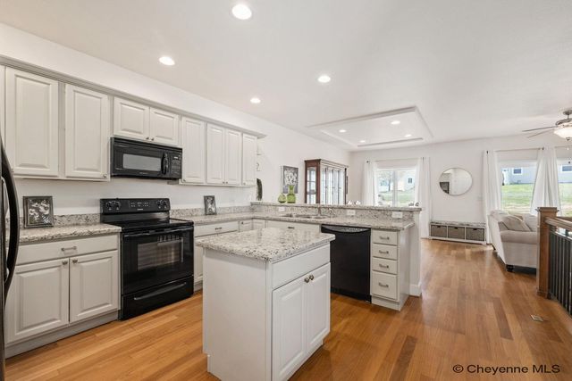 925 WHISPERING HILLS, Cheyenne, WY 82009