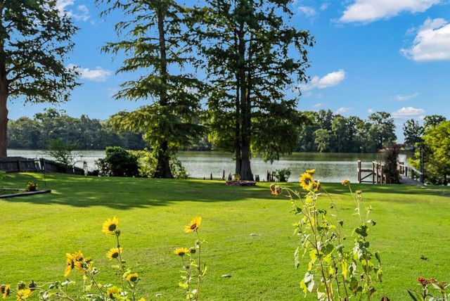 740 Mound View Drive, England, AR 72046